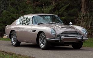 Aston Martin DB6 Vantage 1965 года